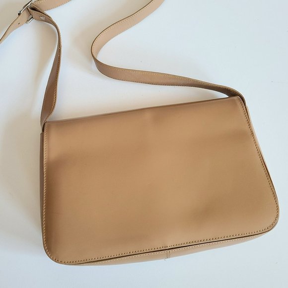 Arnold Churgin messenger shoulder bag. - Picture 2 of 8